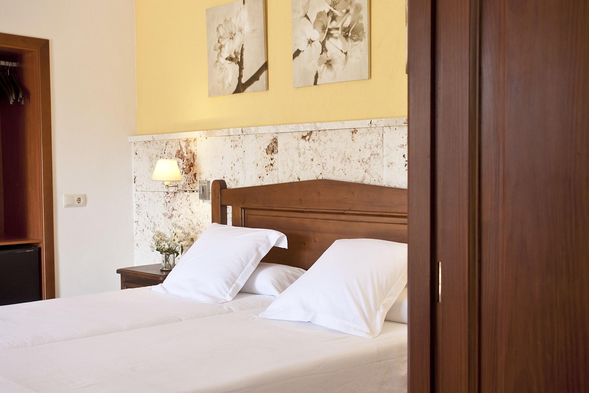 Agroturismo Es Quatre Cantons Binissalem Exterior photo