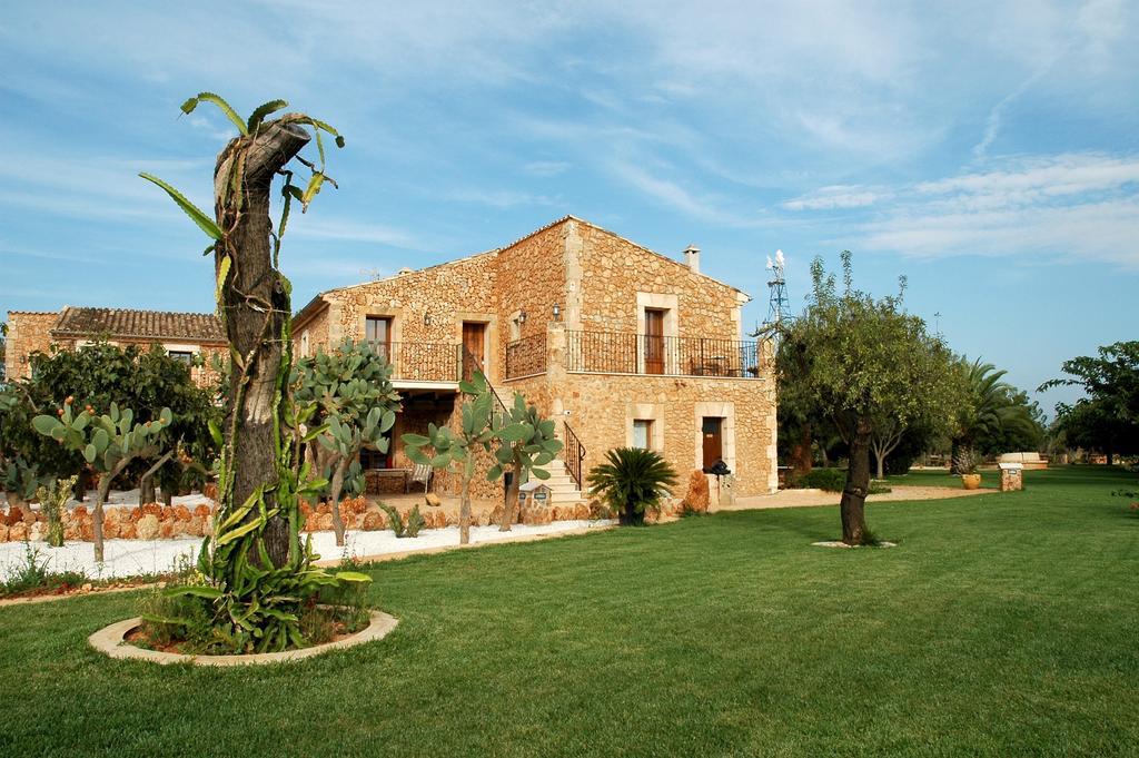 Agroturismo Es Quatre Cantons Binissalem Exterior photo