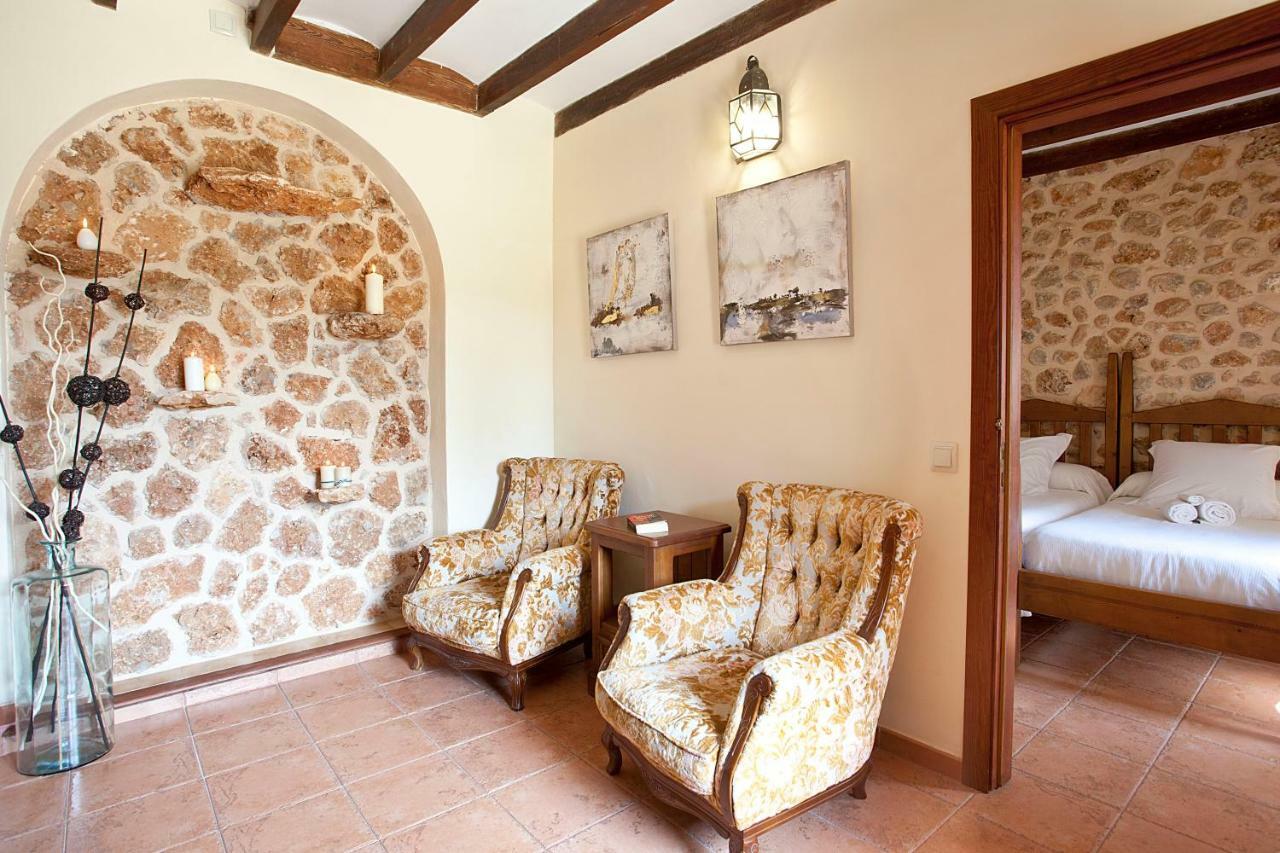 Agroturismo Es Quatre Cantons Binissalem Exterior photo