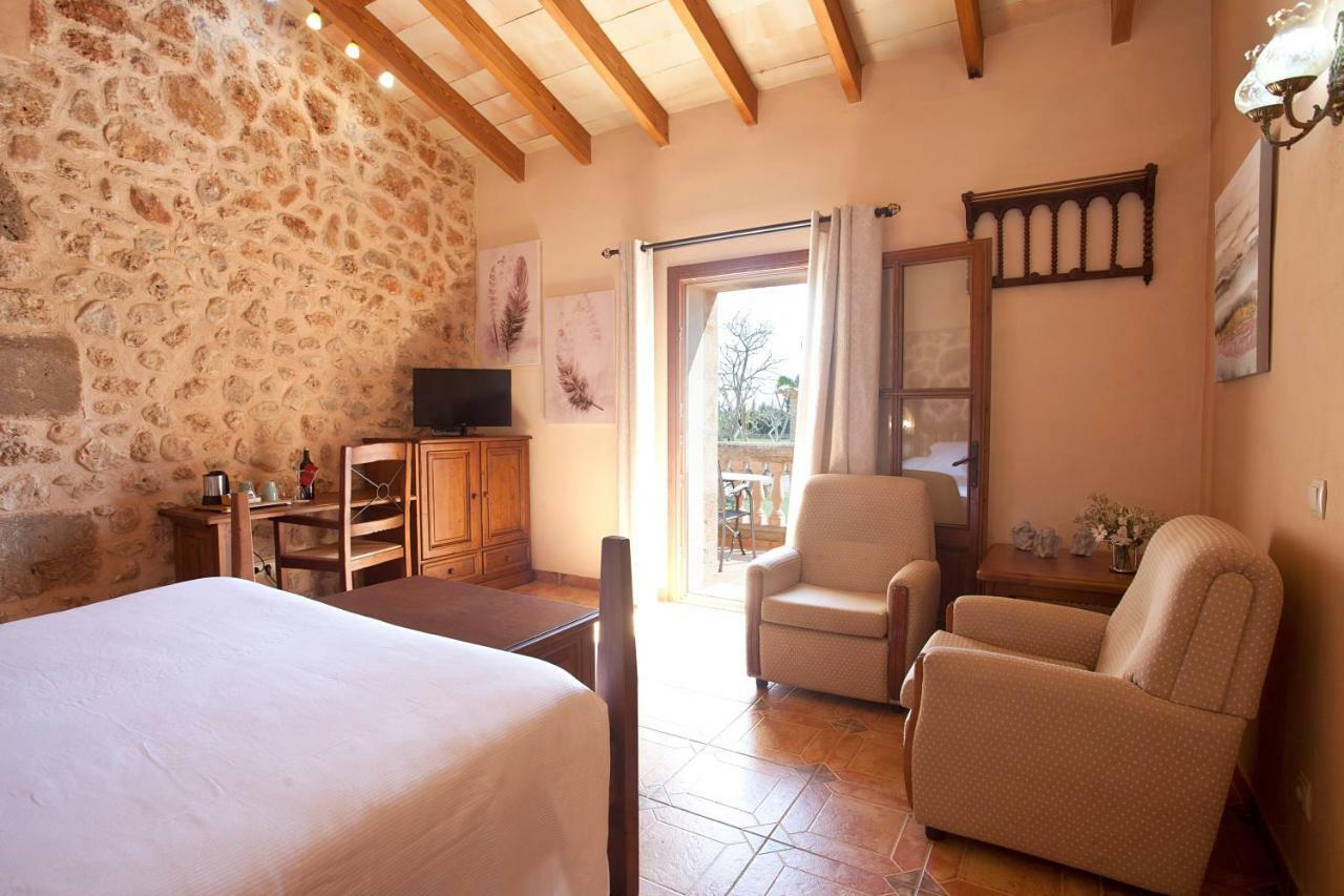 Agroturismo Es Quatre Cantons Binissalem Exterior photo